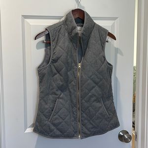 Old navy puffer vest